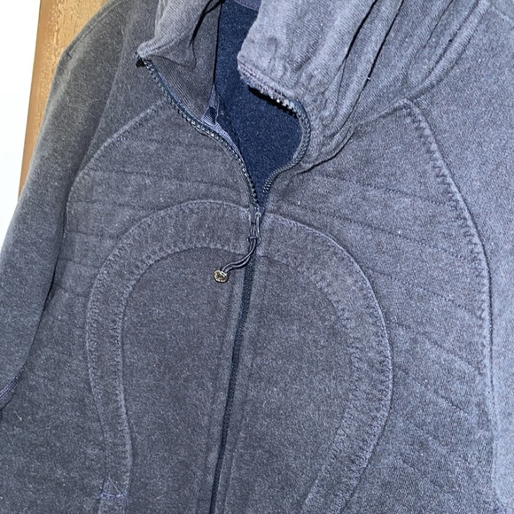 Lululemon jacket - Picture 2 of 4